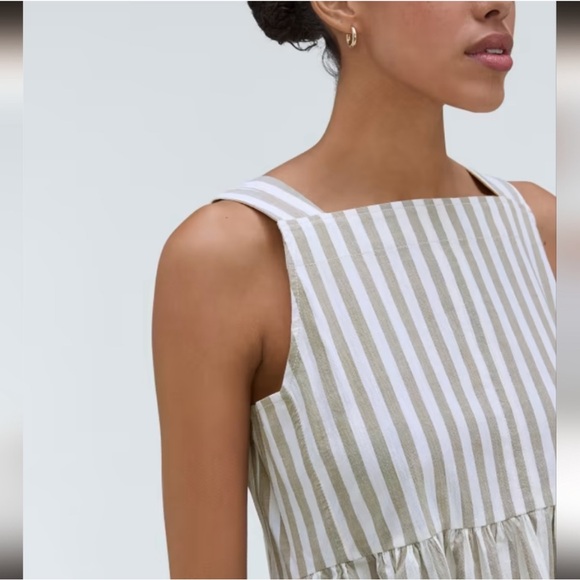 Everlane Seersucker Beige and White Striped Midi Dress - Picture 2 of 12